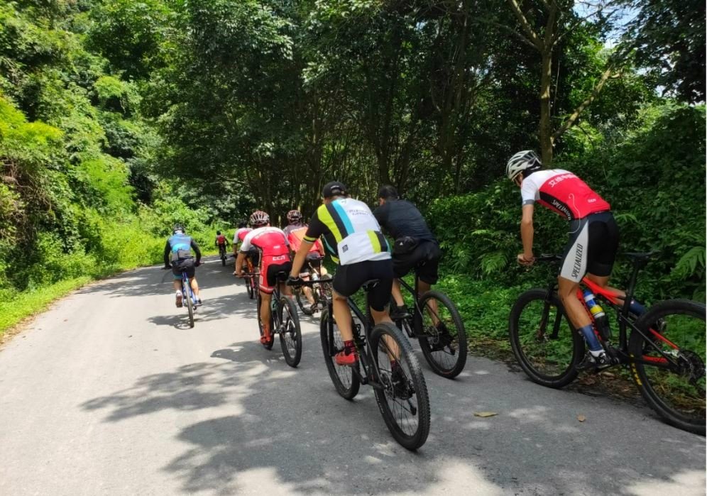 Pedaling for the Planet: The Ultimate Guide to Sustainable Travel E-Bike Laos